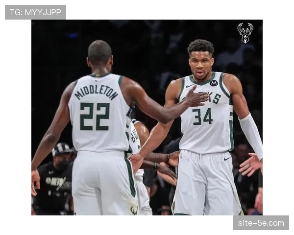 猛龙28分狂屠雄鹿暴露字母缺阵短板 青春风暴席卷北境